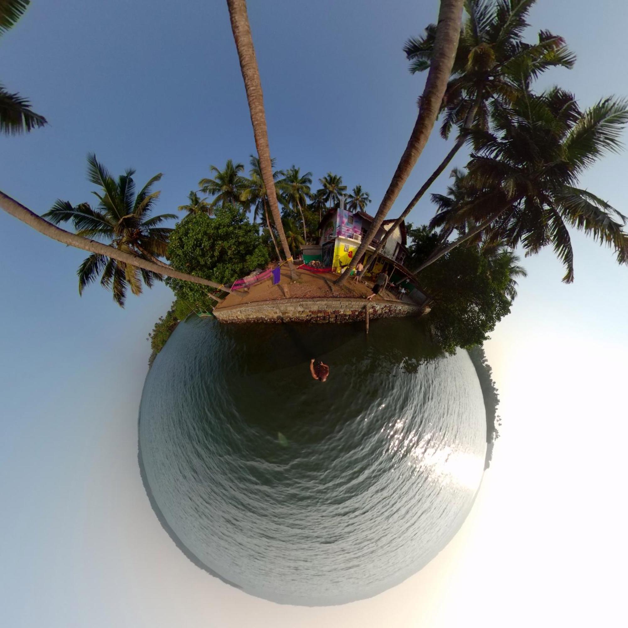 Santa Maria Hostel Munroe Island Mundrothuruth Экстерьер фото